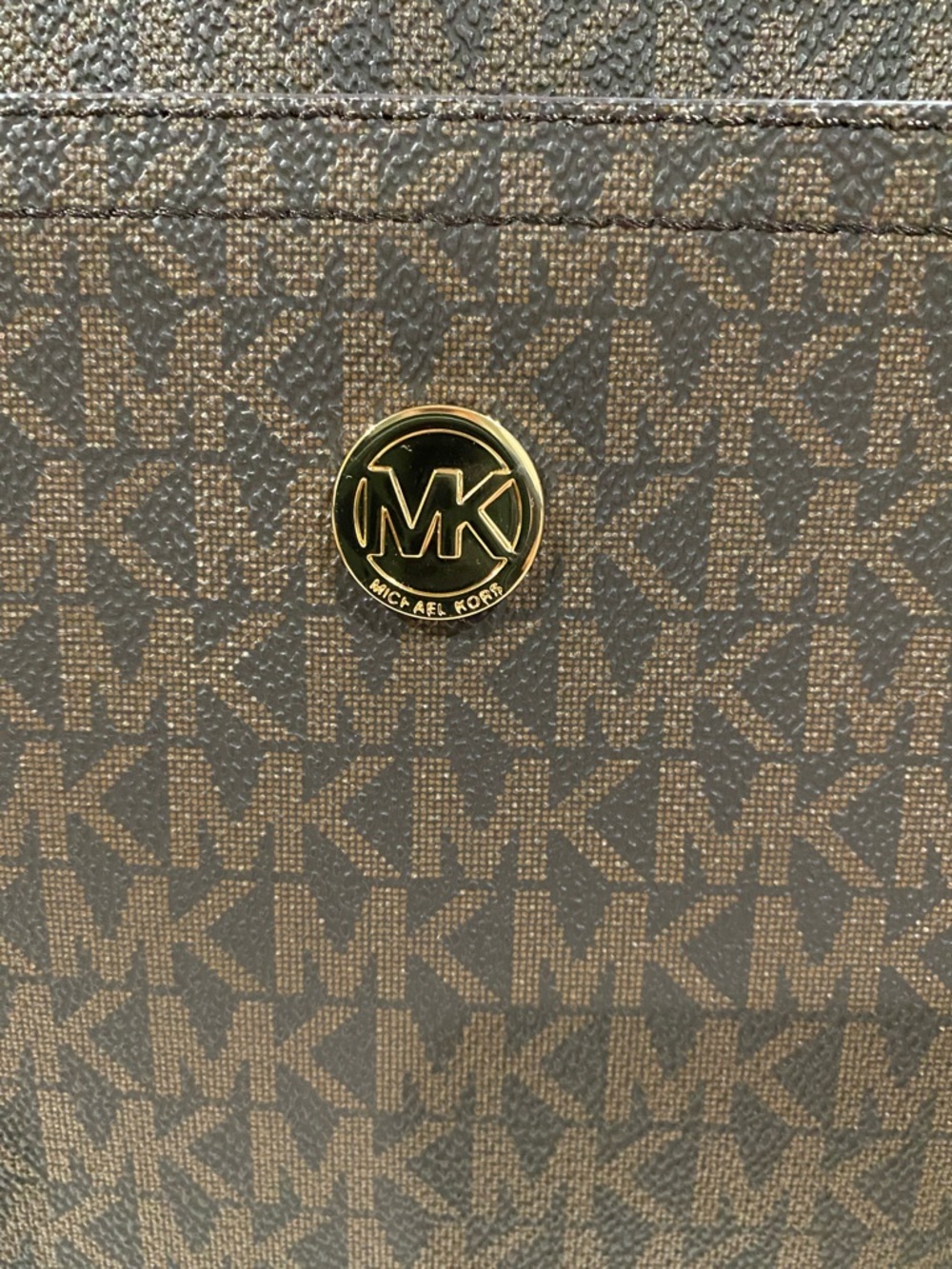 3 piece set: Michael Kors Brown Monogram Tote with Matching clutch and crossbody - Picture 3 of 14